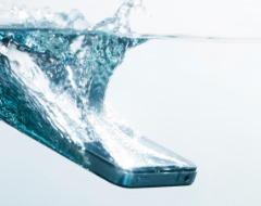 水没していくiPhone